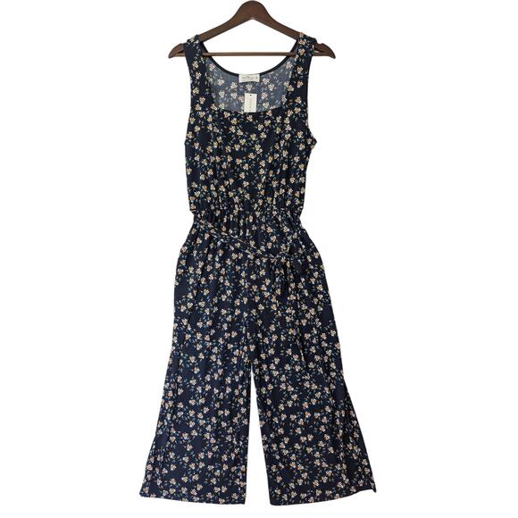 Kaileigh Ruby‎ Knit Knit Tie Waist Cropped Jumpsuit Navy Floral Size MP Pockets - Picture 1 of 9